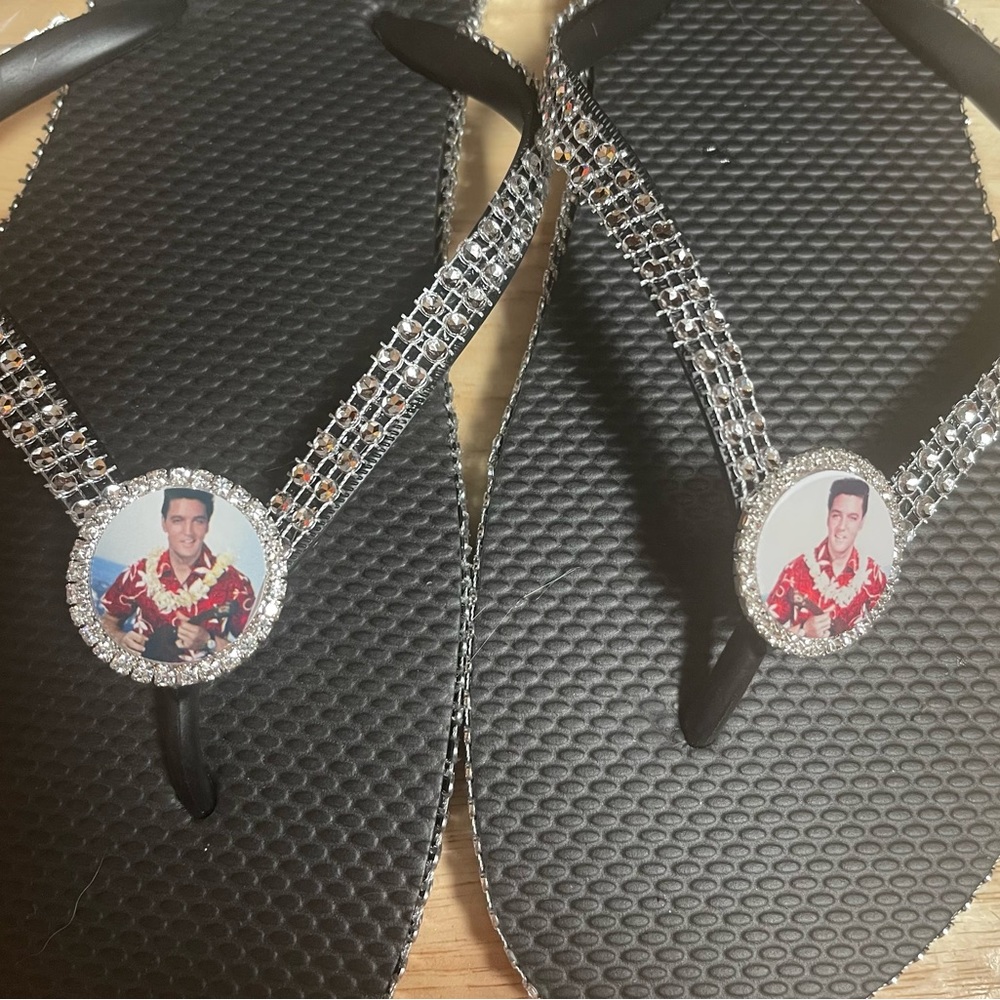 Elvis Presley flip flops